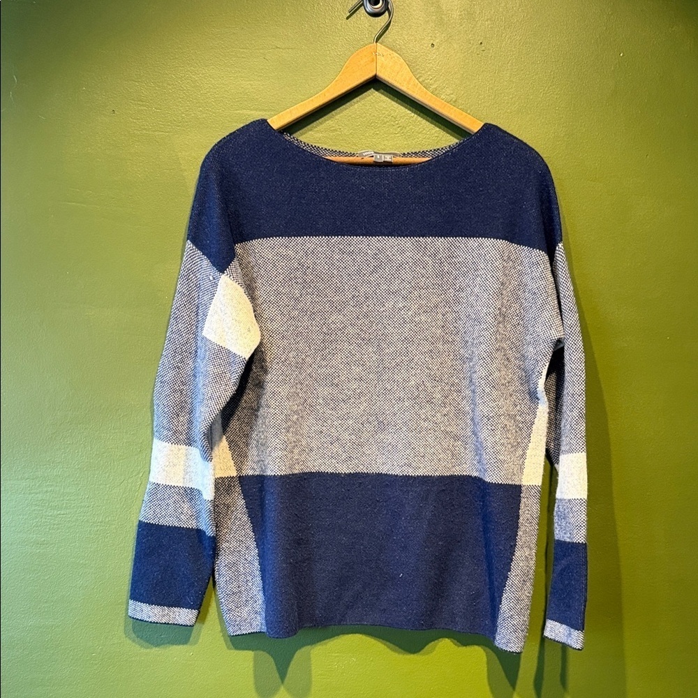 Vince Blue and Gray Cashmere and Wool Sweater